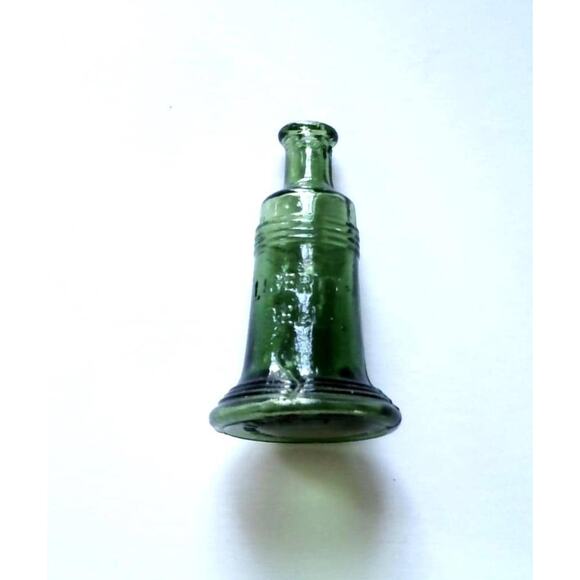 Green Carnival Glass Bottle Liberty Bell PA Medicine 1970's Mini 3" Retro - Picture 2 of 5